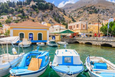 Symi Adası - Ano Symi başkenti. Yunanistan