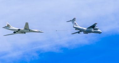Il-78 (midas) Hava tanker ve tu-160 (blackjack)