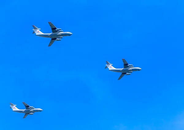 3 Iljušin il-76 (skrytá) — Stock fotografie