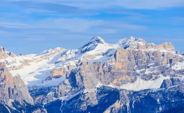 山の風景。セルヴァ ・ ディ ・ ヴァル ・ ガルディーナ、イタリア — ストック写真