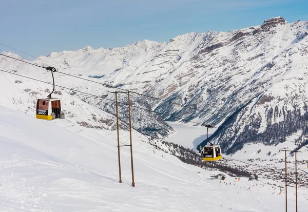 Elevador de esqui. Estância de esqui Livigno. Itália — Fotografia de Stock
