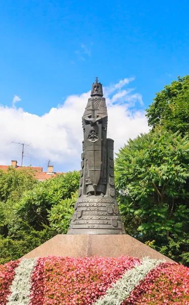 Το μνημείο Mindaugas βασιλιά της Λιθουανίας στο Ντρουσκινίνκαϊ — Φωτογραφία Αρχείου