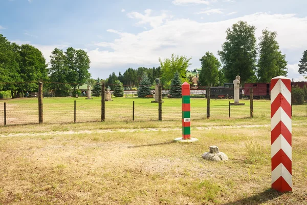 Border post. Grutas Park. Lithuania — Stock Photo, Image