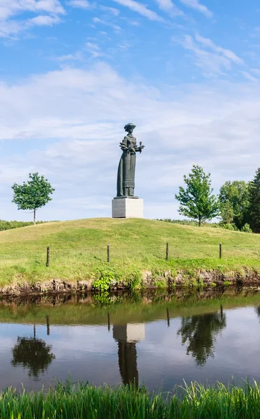 Escultura "A mãe de Kryzkalnis Skye". Grutas Park. Lituânia — Fotografia de Stock