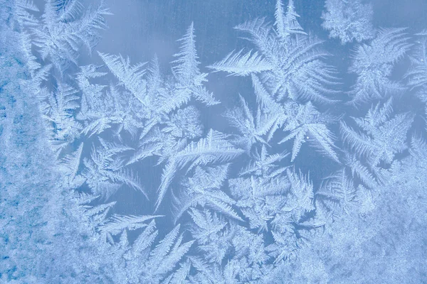 Modèle de givre sur la fenêtre Photo De Stock