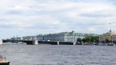 Saint Petersburg, Rusya 'da Neva Nehri' nin güzel manzarası