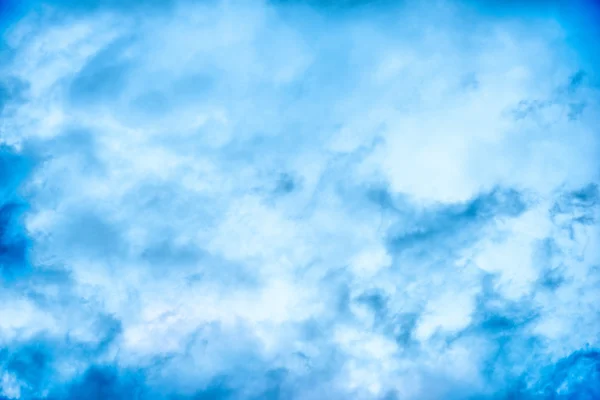 Langit biru dan awan putih — Stok Foto