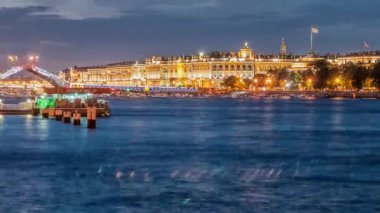 Palace Bridge (Dvortsoviy en). Beyaz geceler. Saint Petersburg, Rusya Federasyonu.