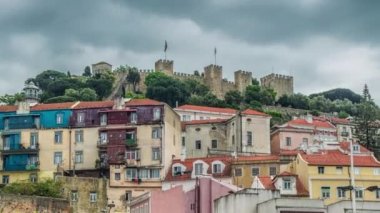 Lizbon, Portekiz Sao Jorge Kalesi 'ne doğru ufuk çizgisi.
