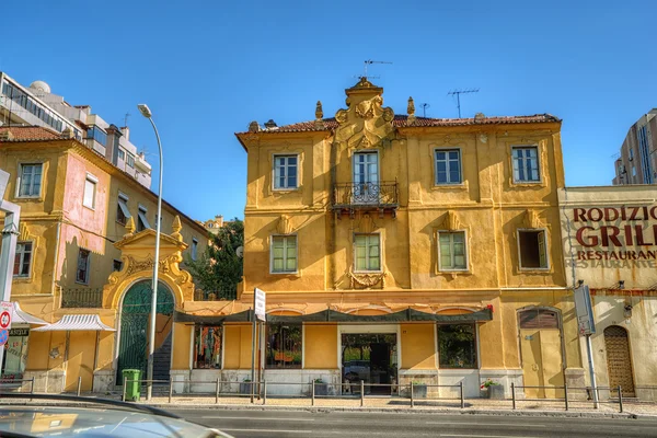 Rue romantique de Lisbonne — Photo