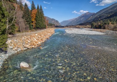sonbahar manzara dağ nehir Rus North Caucasus