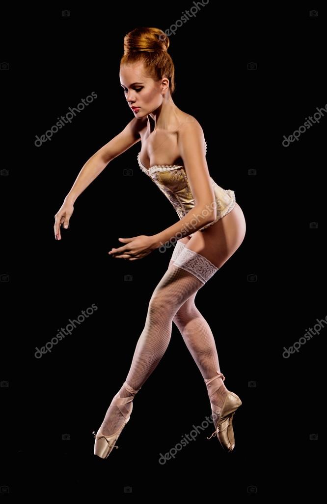 Naked Women Dance