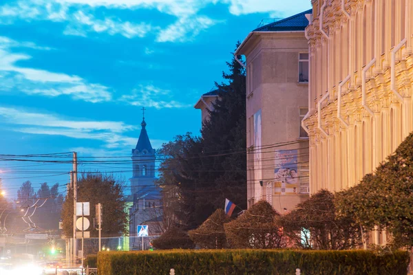 Noche Plaza Lenin en Stavropol, Rusia — Foto de Stock