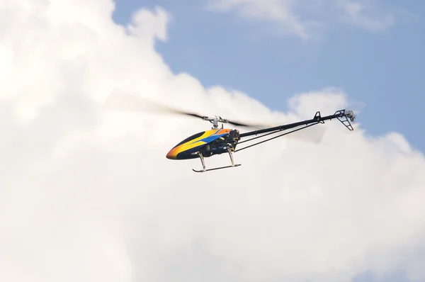 Helicóptero teledirigido —  Fotos de Stock