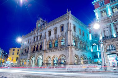 Lizbon rossio tren istasyonunda gece