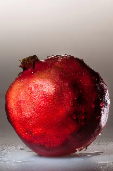 Pomegranate isolated — Stock Photo, Image