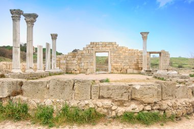 Çeronesos Deresi kolonisinin antik bazilika sütunları