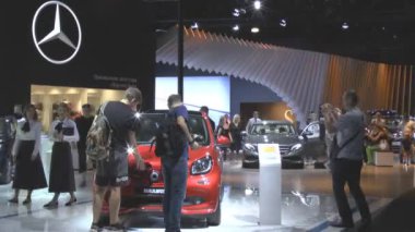  Uluslararası Otomobil salon