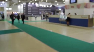 İş adamları fuarda