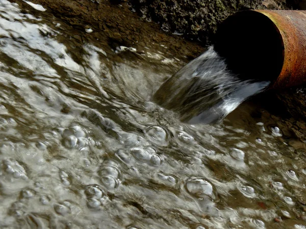 artezyen su akışı