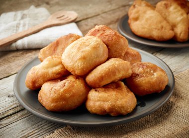 tabak kızarmış et börek belashi