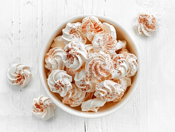 Tazón de galletas de merengue — Foto de Stock