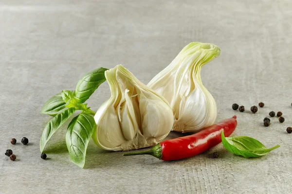 Fresh herbs and spices — Stock Photo, Image