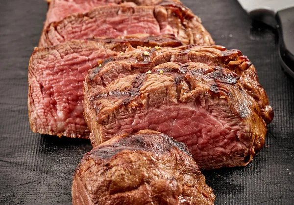 Steak fillet daging sapi potong panggang — Stok Foto