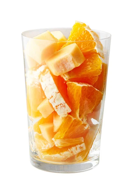 Vidro de pedaços de frutas para fazer smoothie — Fotografia de Stock