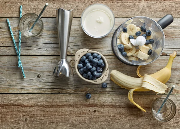 Bahan untuk membuat smoothie — Stok Foto