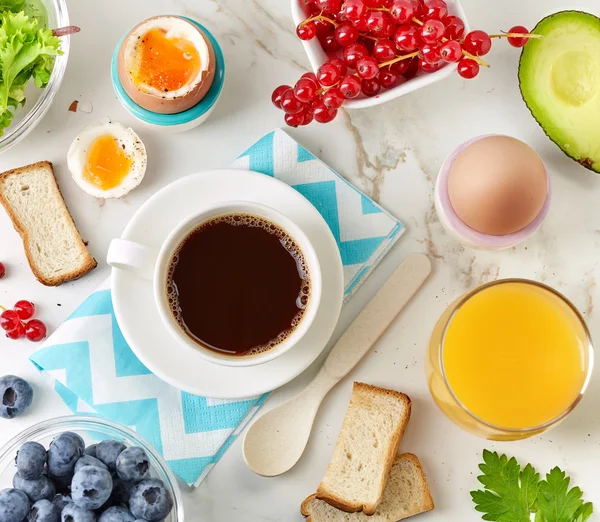 Hälsosam frukost ingredienser — Stockfoto