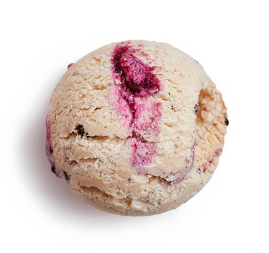 Karamelli ve reçelli dondurma kepçesi beyaz arka planda izole edilmiş.