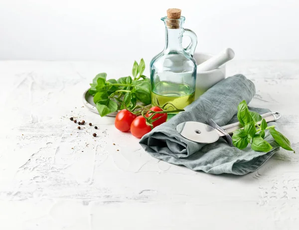 Composição Vários Ingredientes Alimentares Mesa Cozinha Branca — Fotografia de Stock