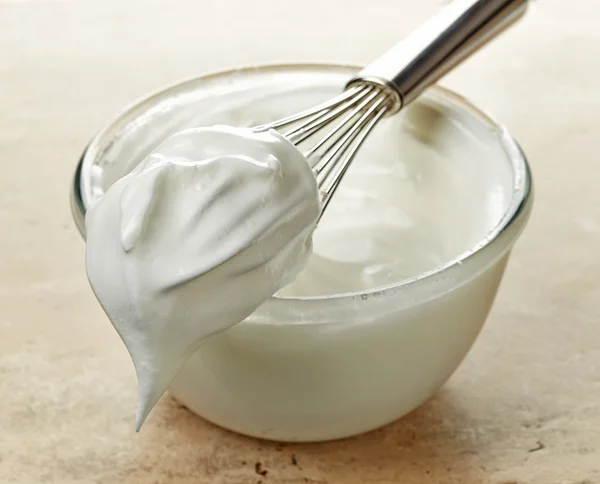 Beaten egg whites — Stock Photo, Image