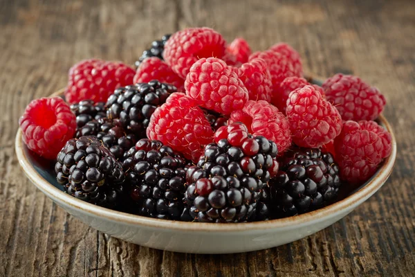 Bowl of fresh berries — Stock Photo, Image