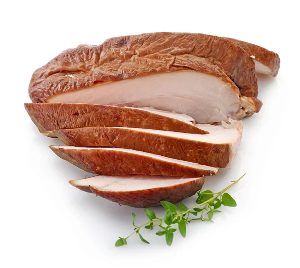 Peito de frango defumado fatiado — Fotografia de Stock