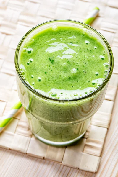 Glass of green smoothie, top view — Stock Photo, Image