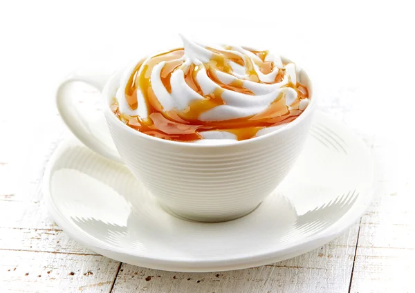 Beker van caramel latte — Stockfoto