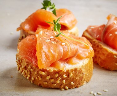 bread with salmon fillet