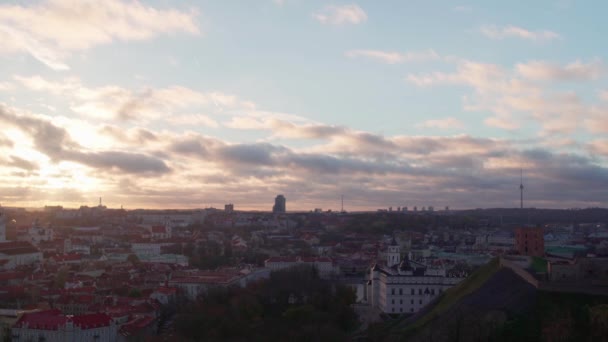 Захід Сонця Над Старим Вільнюсом Литва — стокове відео