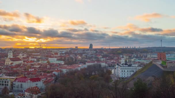 Ηλιοβασίλεμα Πάνω Από Παλιό Βίλνιους Λιθουανία Χρονικό Διάστημα — Αρχείο Βίντεο
