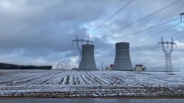 Wit Russische Kerncentrale Buurt Van Stad Ostrovets Winter — Stockvideo