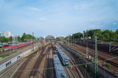 Dresden, Almanya yaklaşık Temmuz 2018: Dresden tren istasyonu
