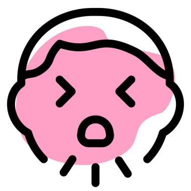 Covid 'in belirtilerinden biri olarak öksüren küçük çocuk.