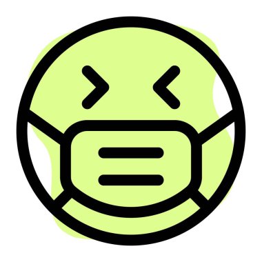 Maske takan şaşı gözlü gülen emoji.