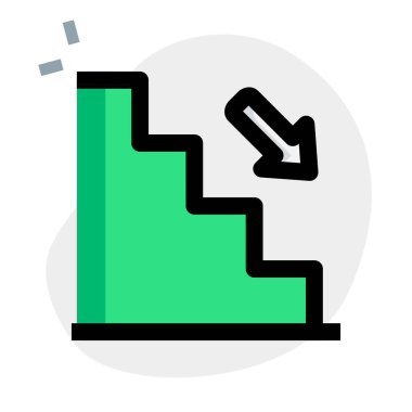 Aşağıda, aşağı ok ile otelden çıkış için.