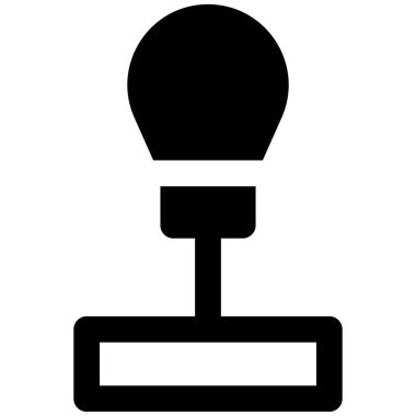 Boks antrenmanı için ters yerleştirilmiş kum torbası