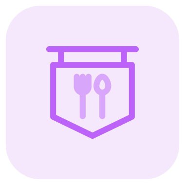 Kaşık çatal bir restoranda terfi için bekliyor.