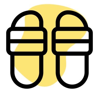 Otel odası servisi için banyo terlikleri.