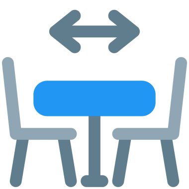 Birbirinden uzak bir mesafede oturuyorlar.